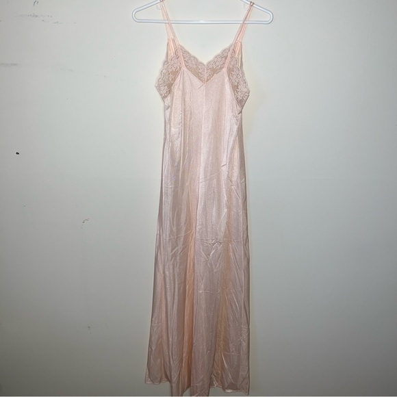 Vintage Gilead 70’s Light Pink Maxi Nightgown Size Small - Picture 5 of 12